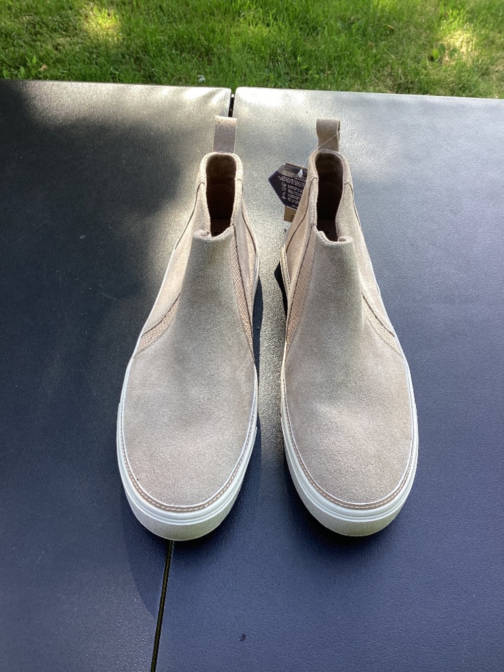 NWT Tom’s Bryce Boot Women’s 9.5 - sand suede